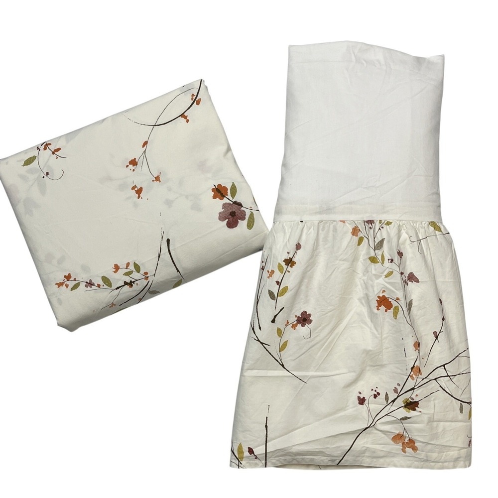 Crate & Barrel Queen Sakura Duvet & Bed Skirt Set White Earthy Botanical Print‎